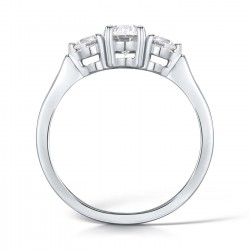Oval & Round Brilliant Diamond Ring